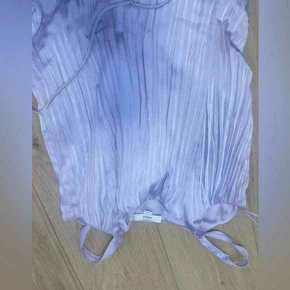 SOLD Beautiful Vince dress size M in bright lilac color - Picture 9 of 14